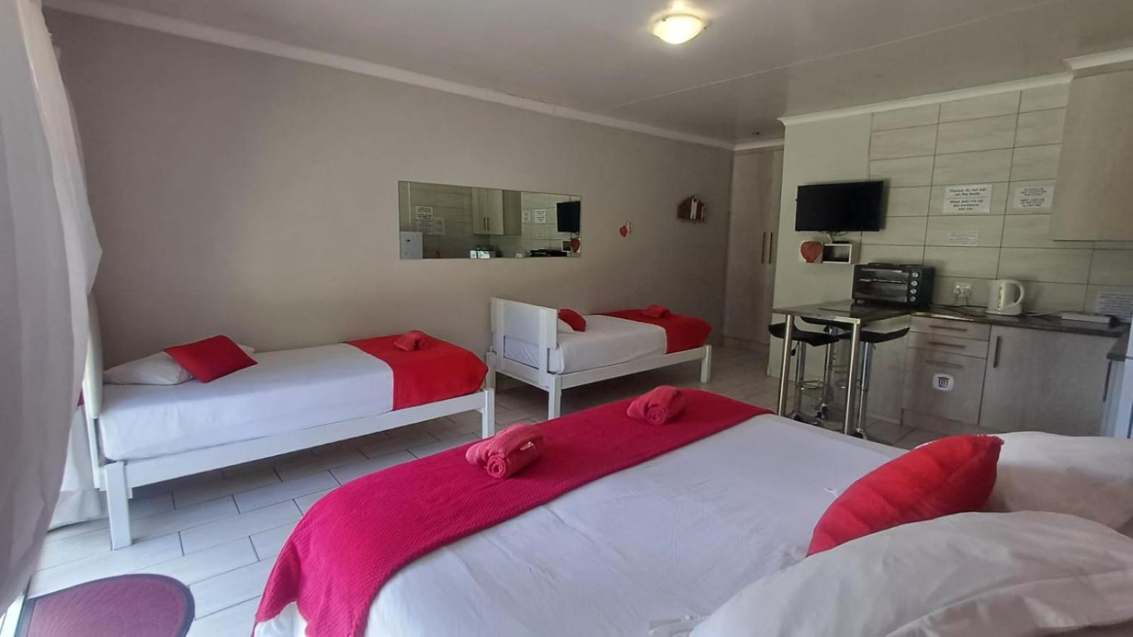 Ceelee's Place Bloemfontein Buitenkant foto